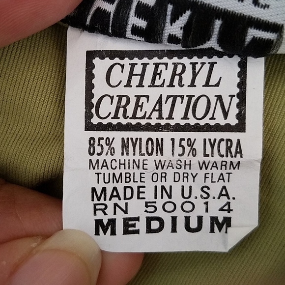 *5/$20* Cheryl Creation Vintage Lime Green Velour Shorts - Picture 5 of 5